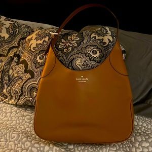 NWOT Kate spade shoulder tote